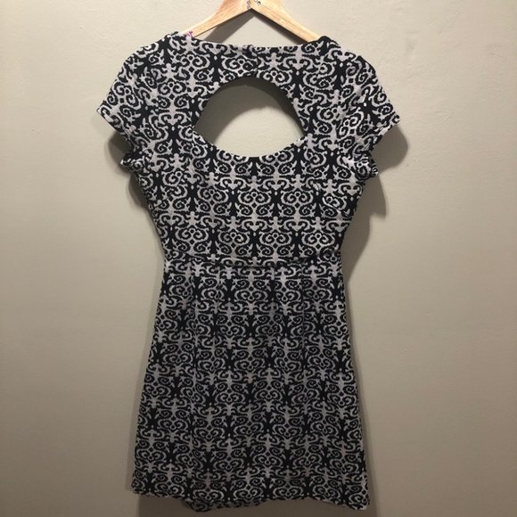 {Deletta} x Anthropologie Caledonia Cutout Dress - Picture 6 of 10